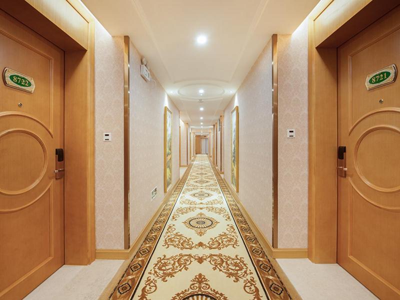 Vienna Hotel Nanxiong Екстер'єр фото