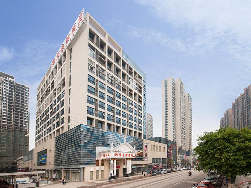 Vienna Hotel Nanxiong Екстер'єр фото